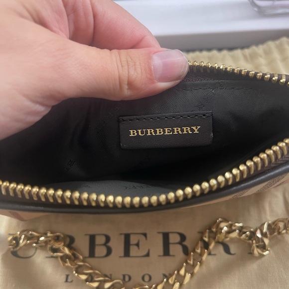 BURBERRY HAYMARKET CHECK CLARA POCHETTE WRISTLET - Picture 5 of 8